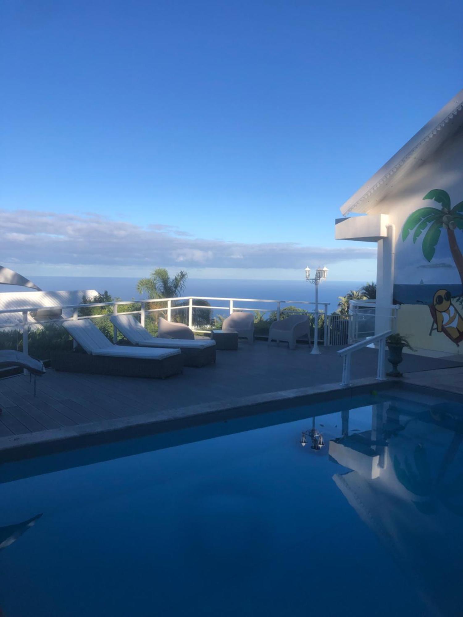 St Leu -Villa D'Artiste, Superbe Vue Mer, Piscine Chauffee Saint-Leu Exterior foto